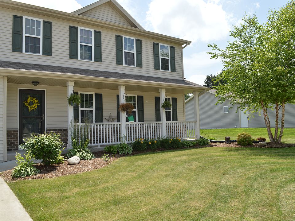 1st image of 117 Green Ash Ln