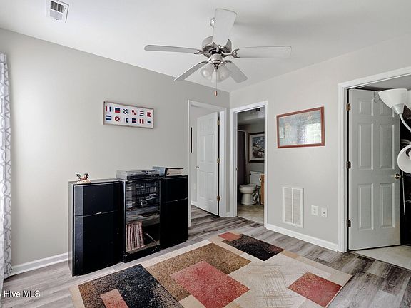 5th image of 5112 S Pointe