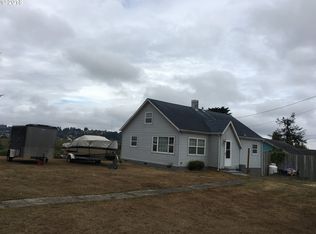 283 1st Ct, Coos Bay, OR 97420