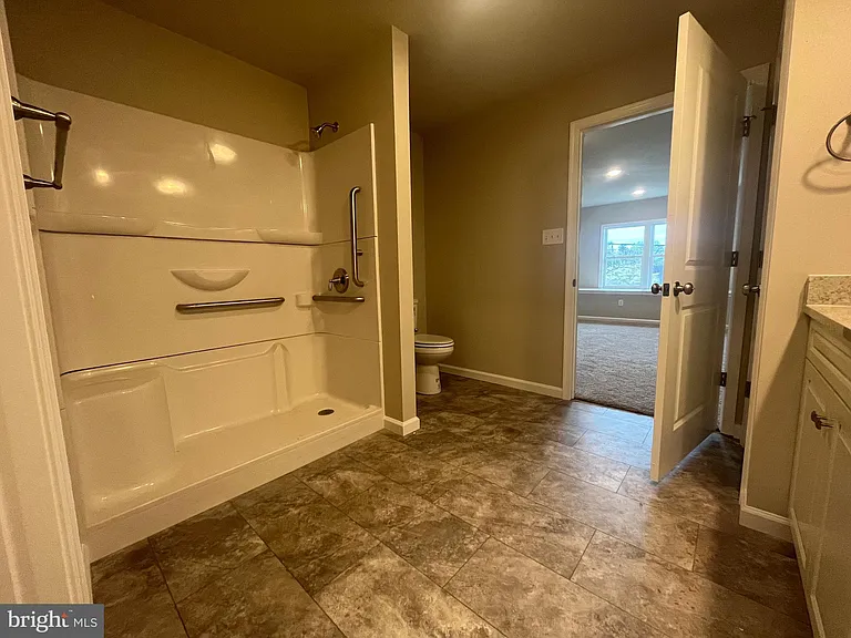 300 Harrison Ave — Photo 23