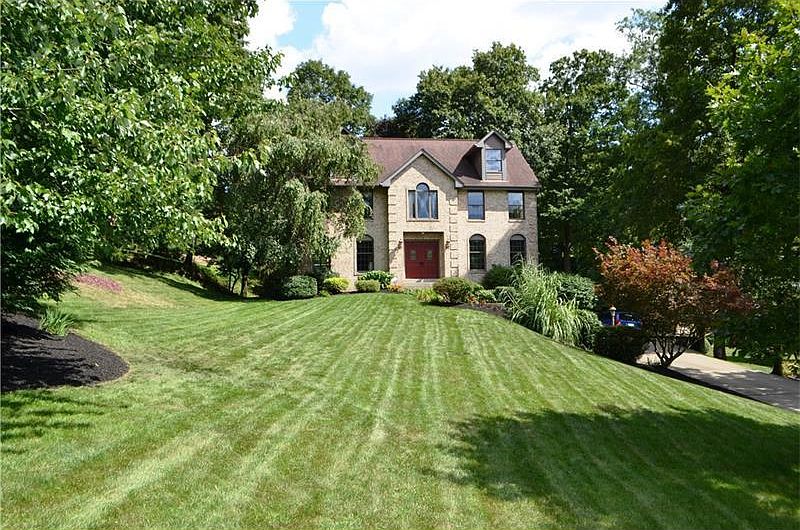 2nd image of 617 Hidden Oak Dr