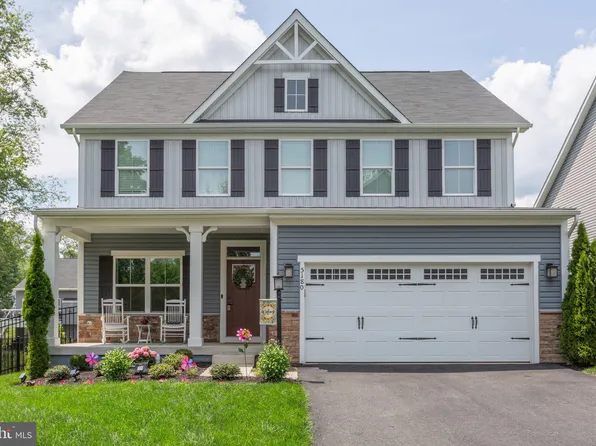 5180 Island Ct, Warrenton, VA 20187