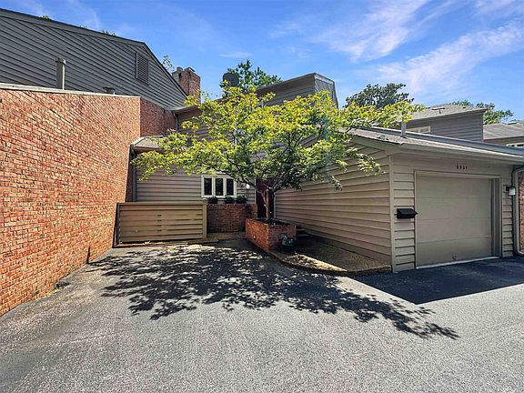 3rd image of 3531 Highland Court Dr