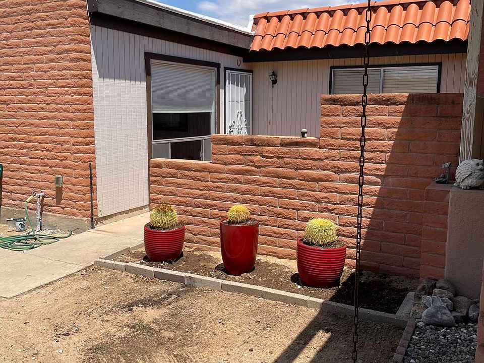 1st image of 416 N Calle Del Diablo