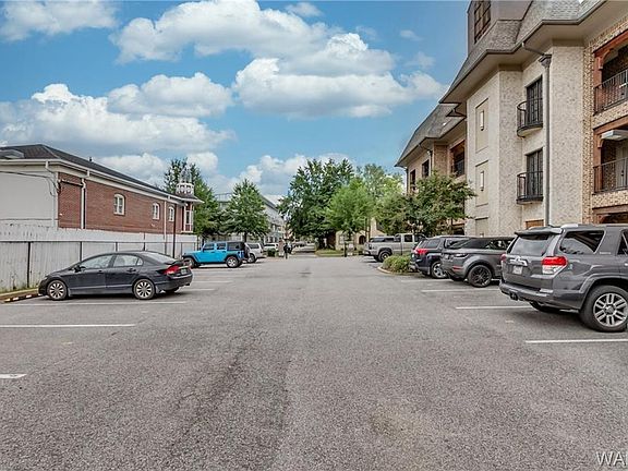 4th image of 1426 Bryant Cir #3
