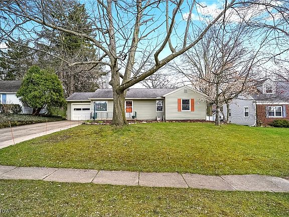 2nd image of 2517 N Haven Blvd