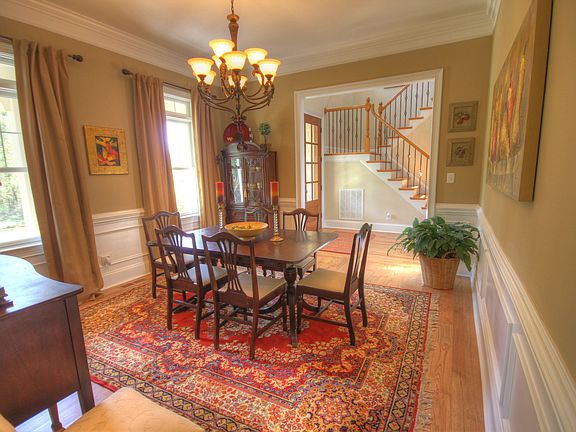 4th image of 401 Bayberry Creek Cir