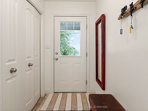 3rd image of 49 Silver Glen Blvd
