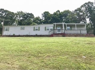 242 Depot Hill Rd, Pennington Gap, VA 24277