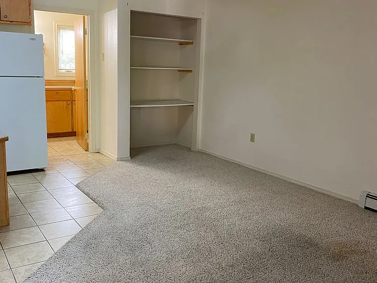 200 Connell Ave — Photo 2