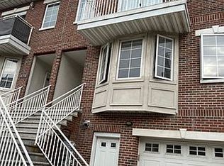 323 Soundview Ln #A, College Pt, NY 11356