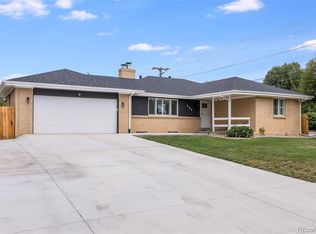 402 Ursula St, Aurora, CO 80011
