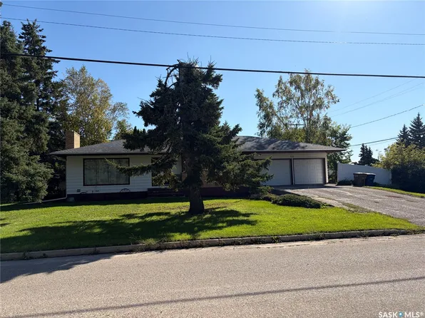 133 2nd Avenue NE, Wadena, SK S0A 4J0