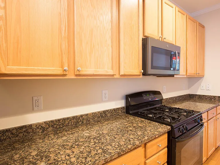 514 Sawcut Ln — Photo 10