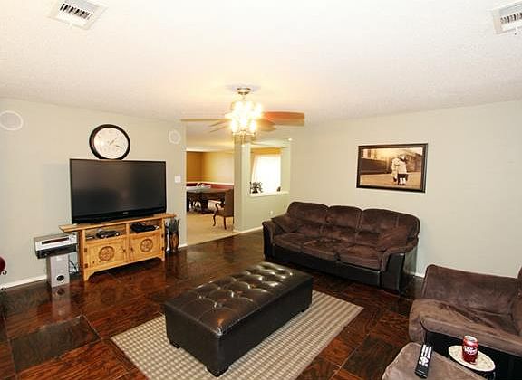 5th image of 3520 Cattlebaron Dr