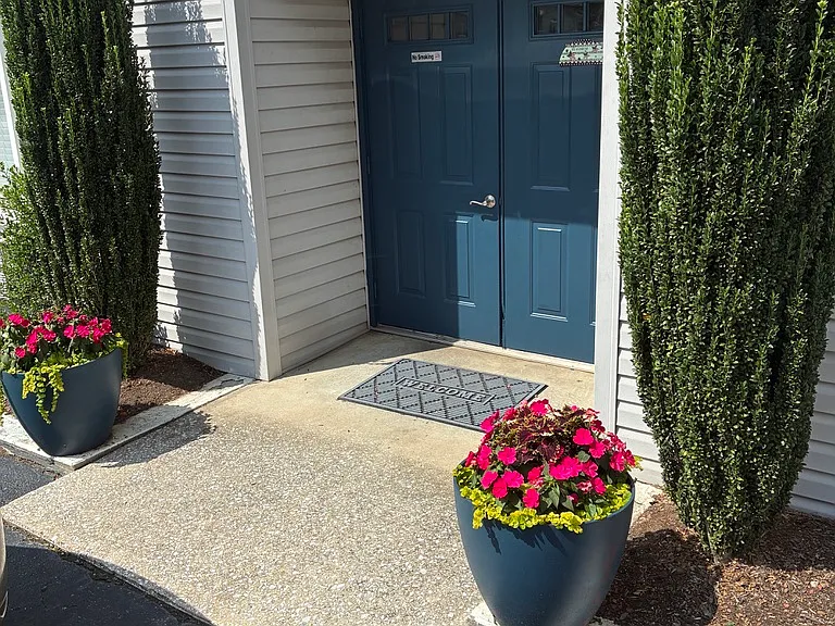 80 Princetlonia Dr #4 — Photo 1