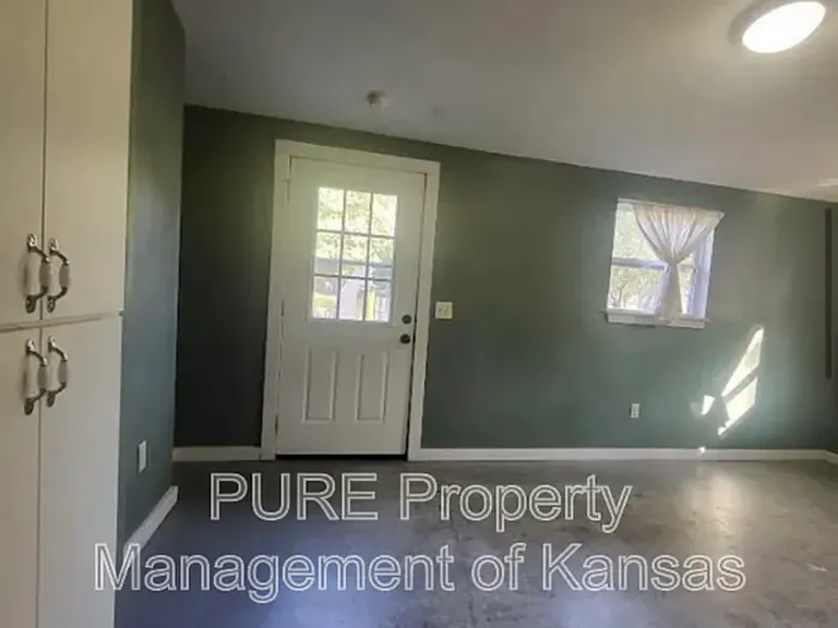 707 Liberty St — Photo 12