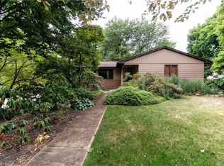 2278 Cornell Dr, Uniontown, OH 44685