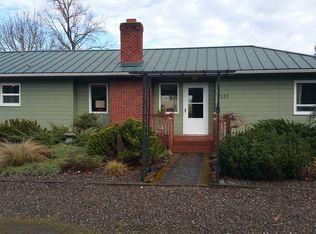 2112 W Foothill Dr, Roseburg, OR 97471