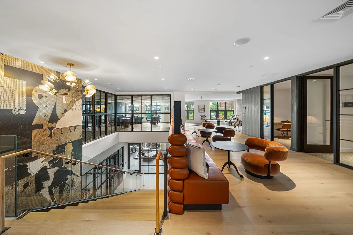 Building Photo - Artemas