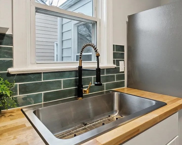 428 Hampton Roads Ave — Photo 10