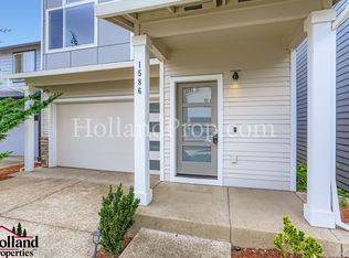 1586 19th Ave, Forest Grove, OR 97116