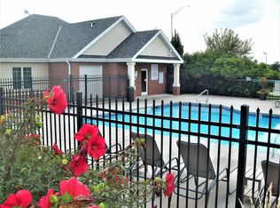 1520 Garret Ln APT 106, Lincoln, NE 68512