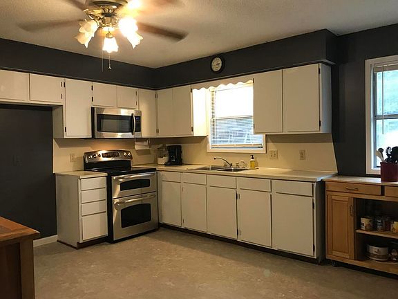 3rd image of 204 N Kyle Ave