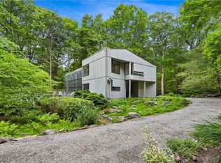 53 Major Lockwood Ln, Pound Ridge, NY 10576