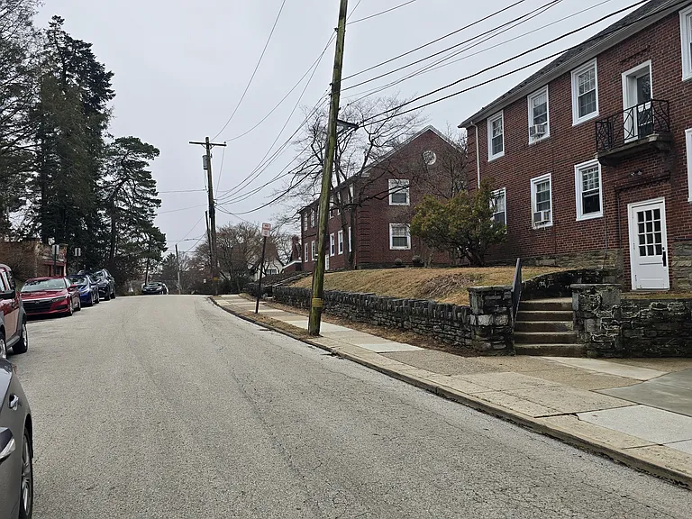 240 Summit Ave #B2 — Photo 3
