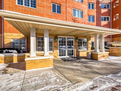 720 Creekside Dr Unit 503, Mount Prospect, IL, 60056