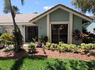 4183 Gator Trace Villas Ct APT B, Fort Pierce, FL 34982