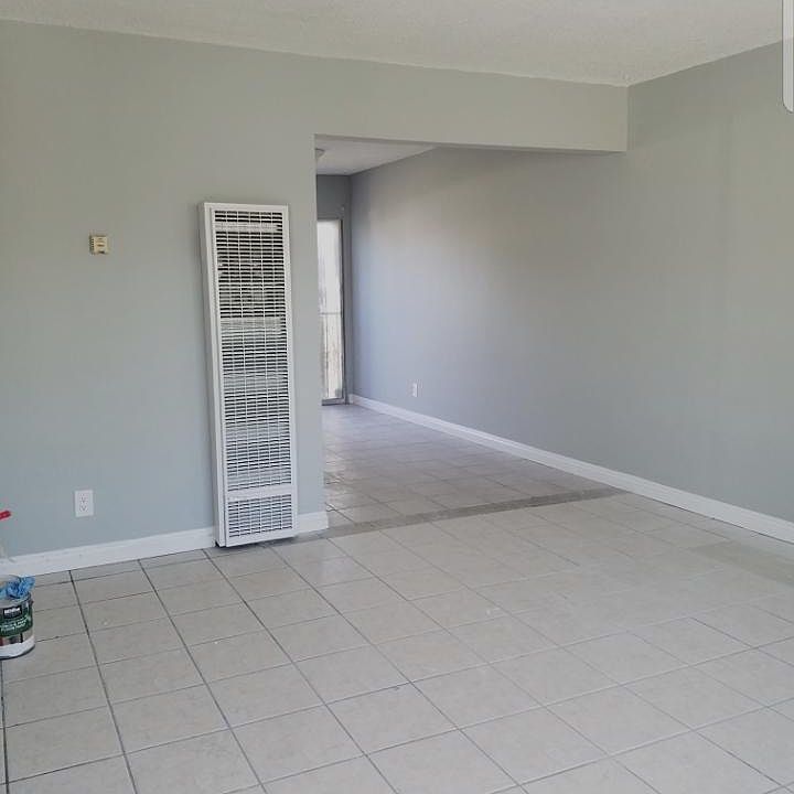 1st image of 2914 E Sawyer St #B