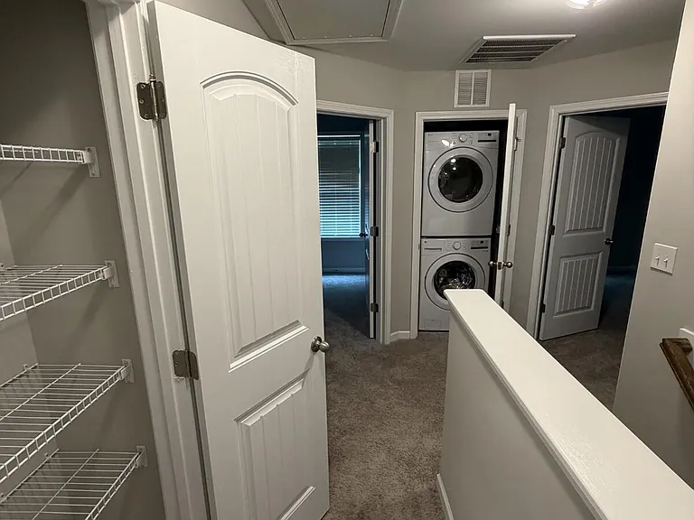 109 Stewarts Knob Dr — Photo 11