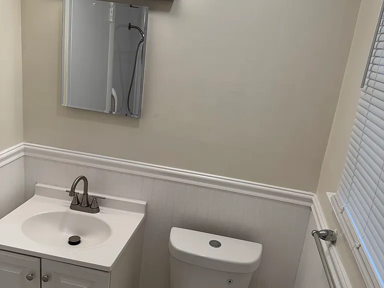 1419 Joy Ave — Photo 3