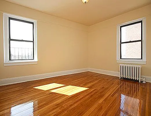 Rented by SW Queens Mezzanine | media 24