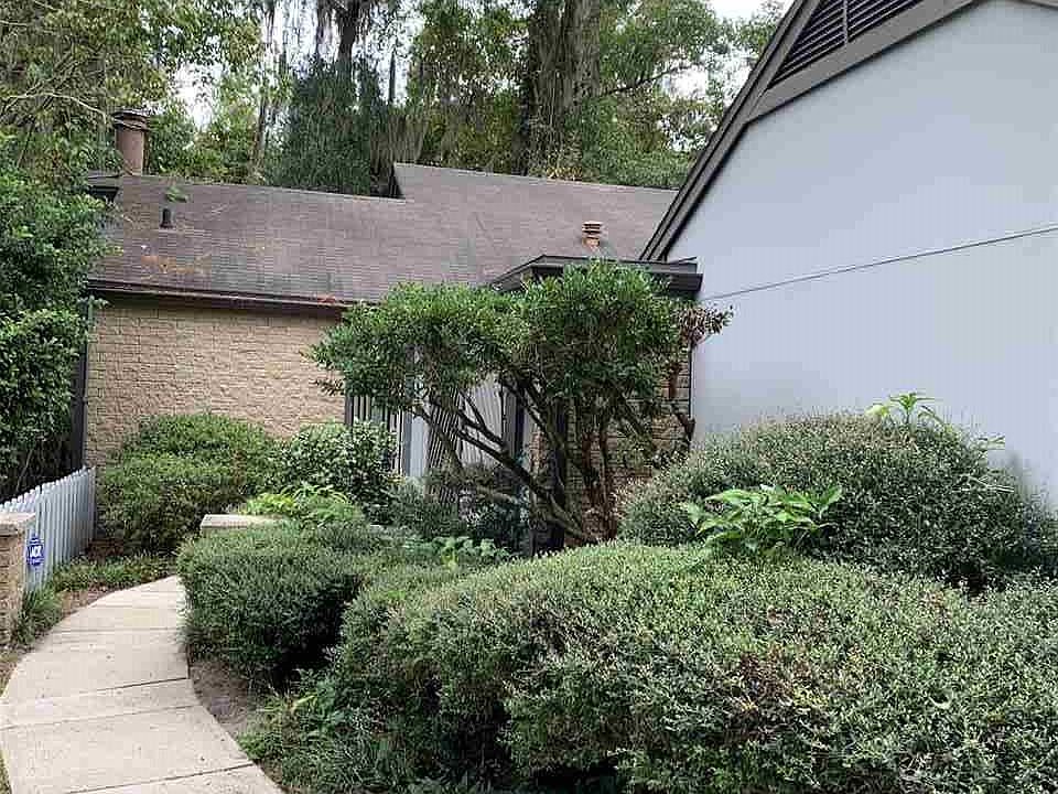 1st image of 1677 NW 19th Cir