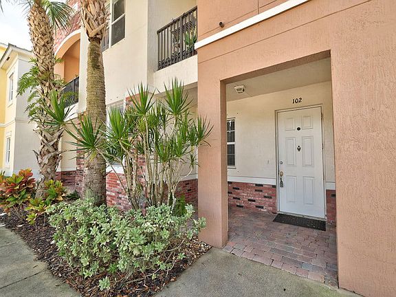 3rd image of 10560 SW Stephanie Way Unit 1102