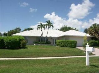 608 Seagrape Dr, Marco Island, FL 34145