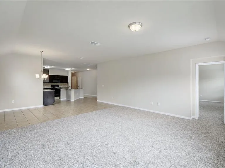 5817 Roderick Dr — Photo 4
