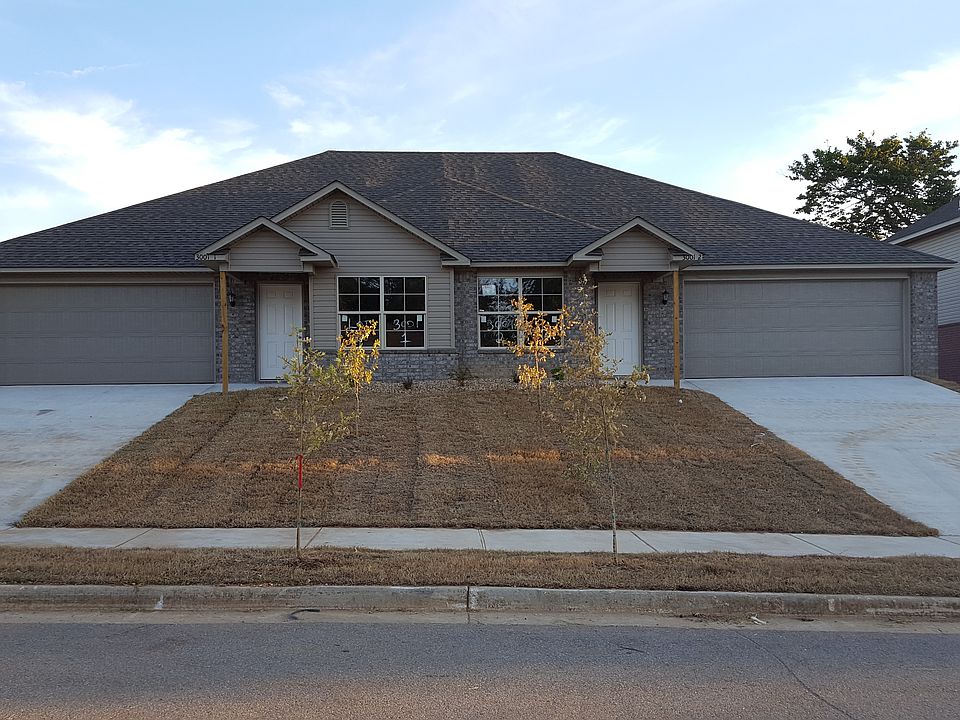 1st image of 2903 SW Amberwood Blvd #2
