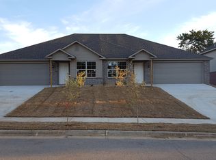 2903 SW Amberwood Blvd #2, Bentonville, AR 72712