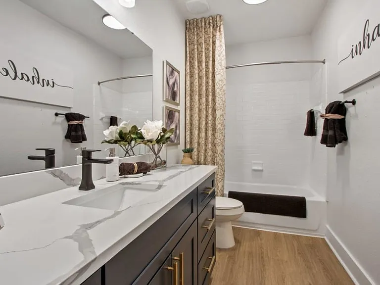 Adara at Godley Station, Savannah, GA, Bathroom