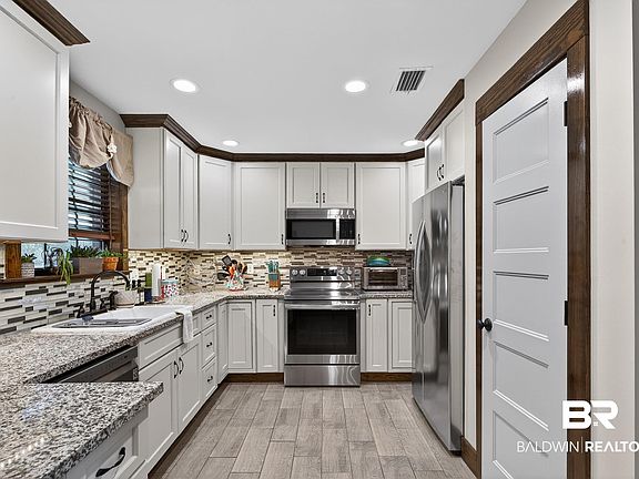 2nd image of 29635 Gardner Rd
