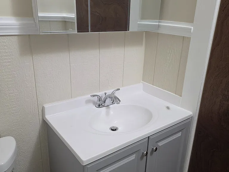 1148 Smith Ave SW — Photo 3