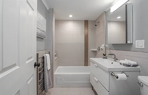 17 Rushmore St #15 — Photo 18