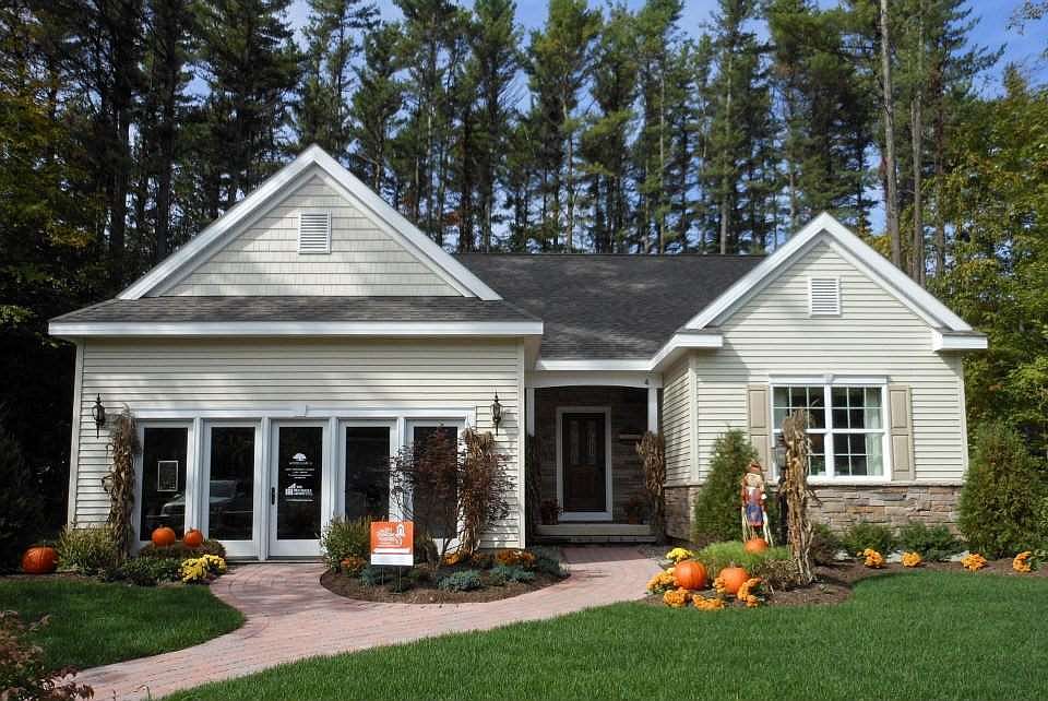 1st image of 84 Burnt Hills Dr
