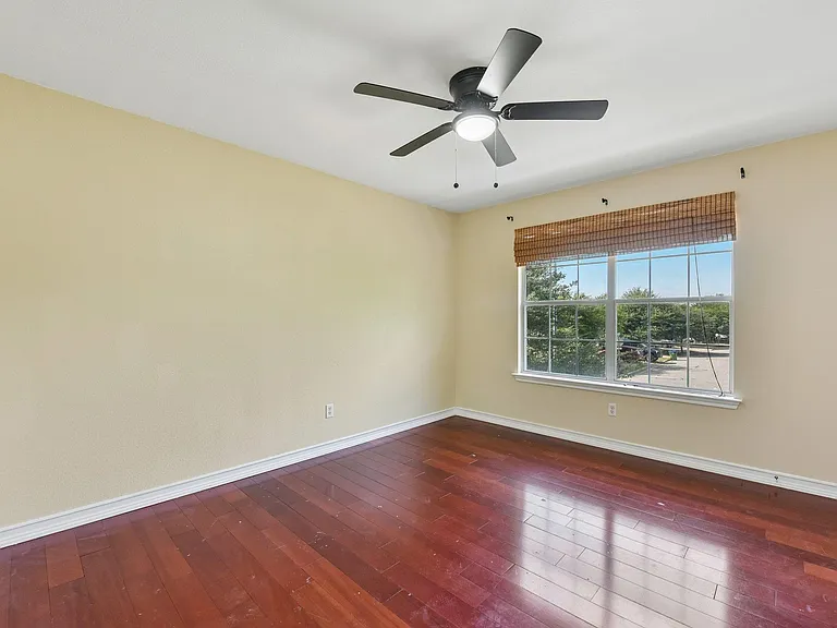 12712 Ring Dr — Photo 18