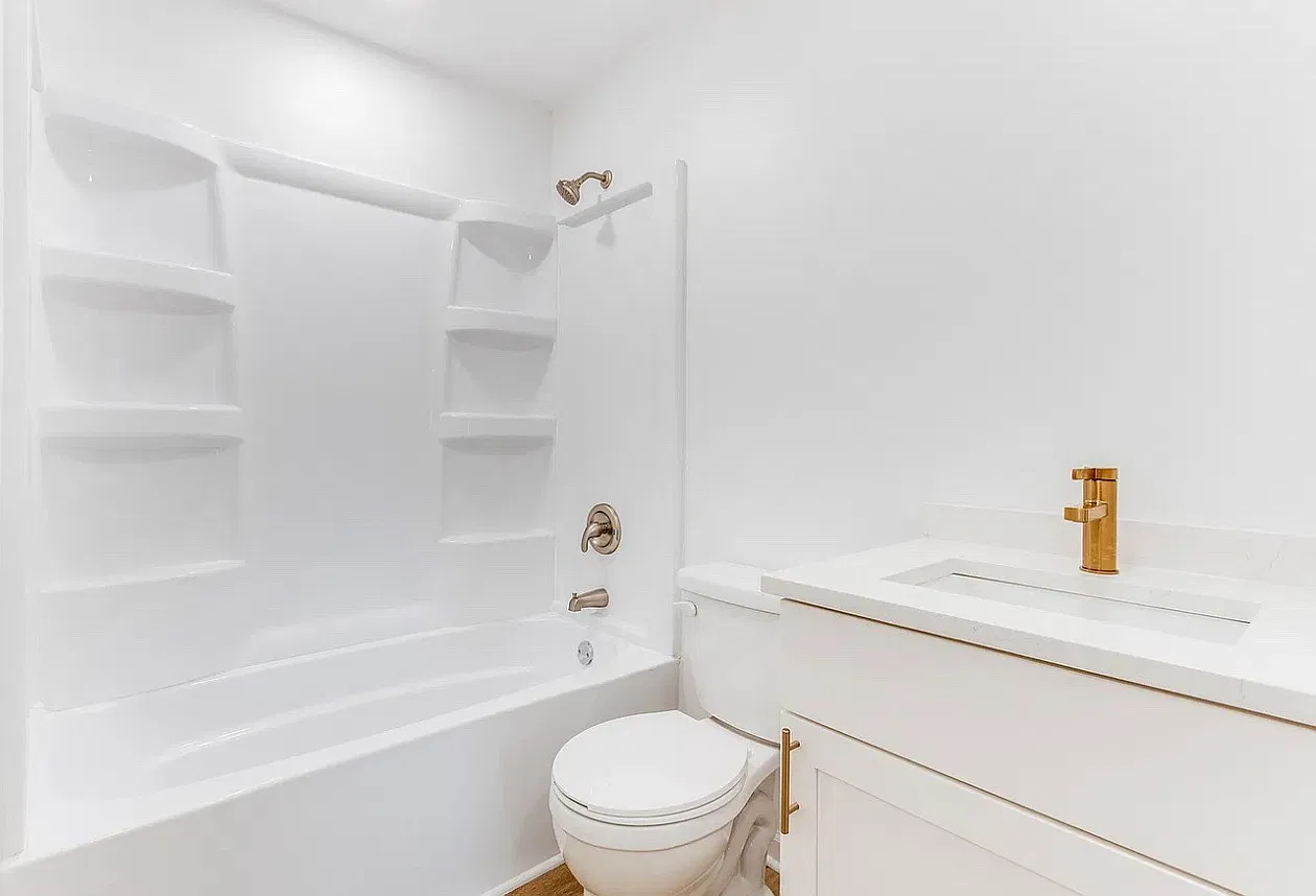 3 bed, 1400 sqft, $1,850 — Photo 4