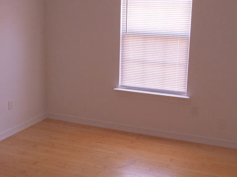 2405 SW Morris St — Photo 11